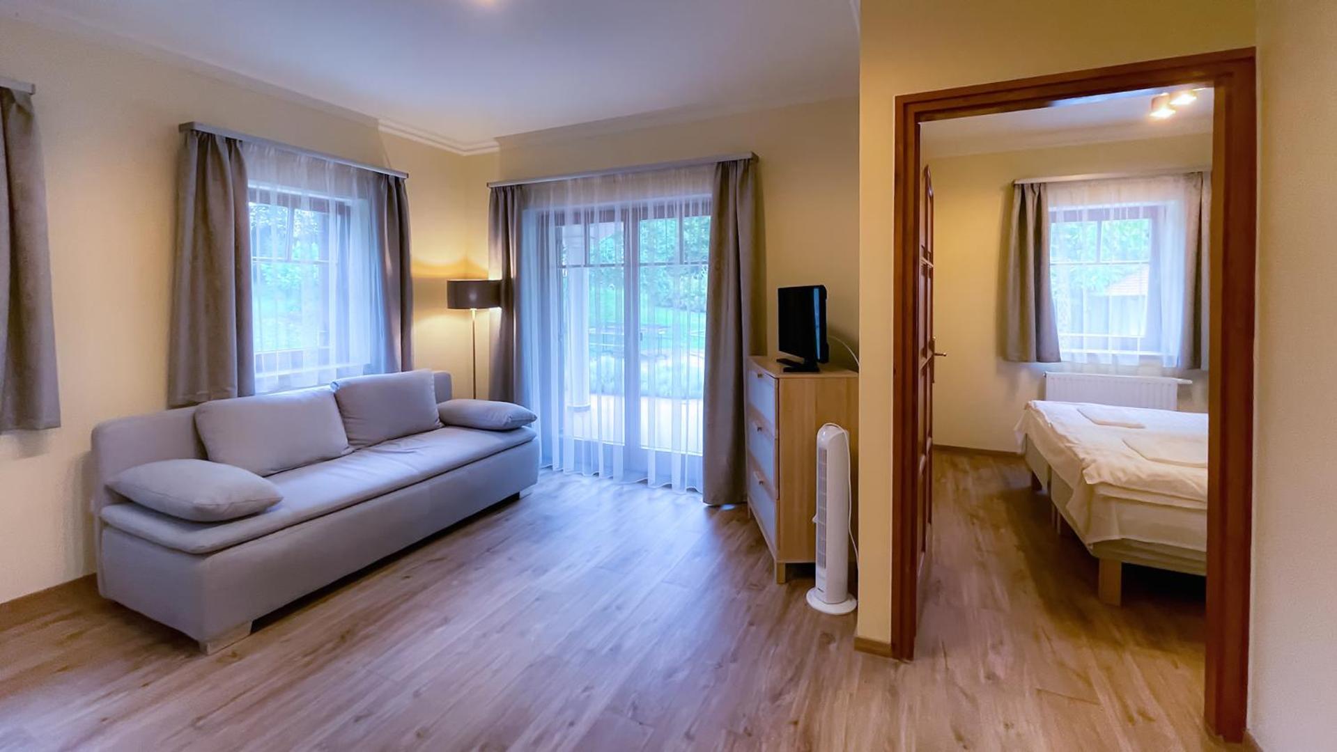 Ozkut Apartmanhaz Olmod Экстерьер фото