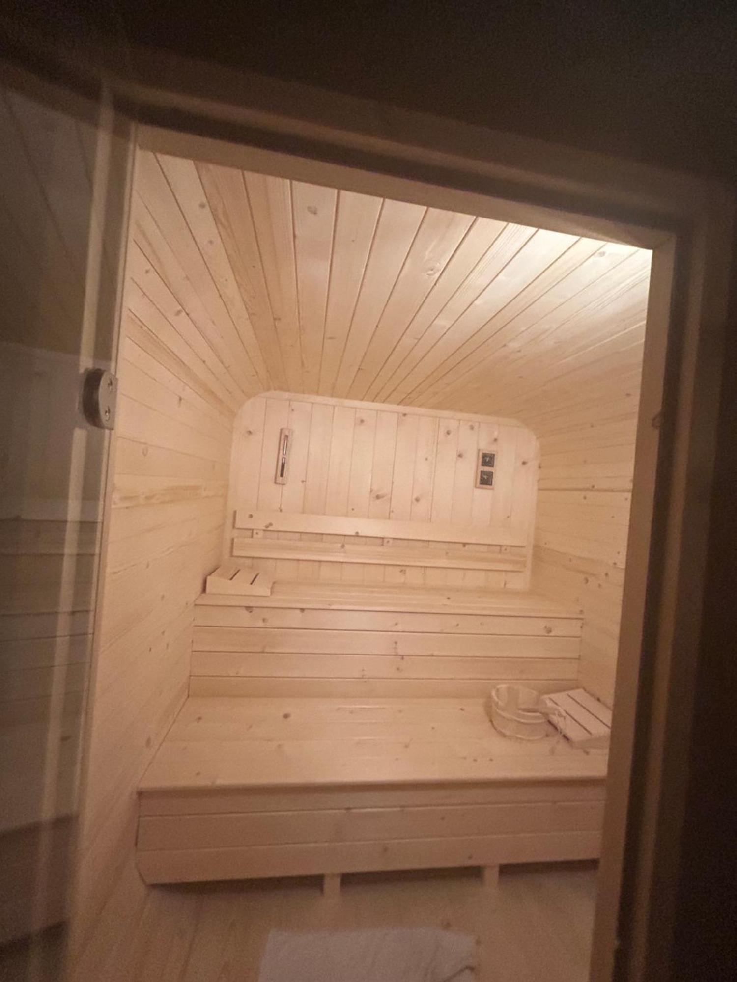 Ozkut Apartmanhaz Olmod Экстерьер фото